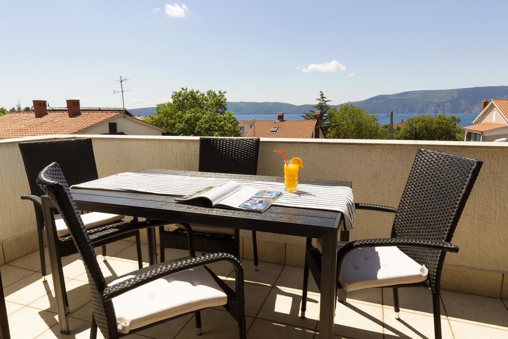 Pinezići Apartments Renata מראה חיצוני תמונה
